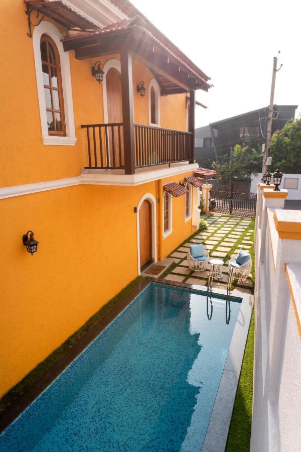 Villa Casa De Monique Pilerne Exterior foto